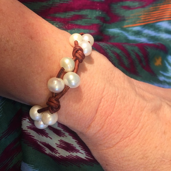 Rincon Real Pearl & Leather Bracelet - Picture 5 of 6